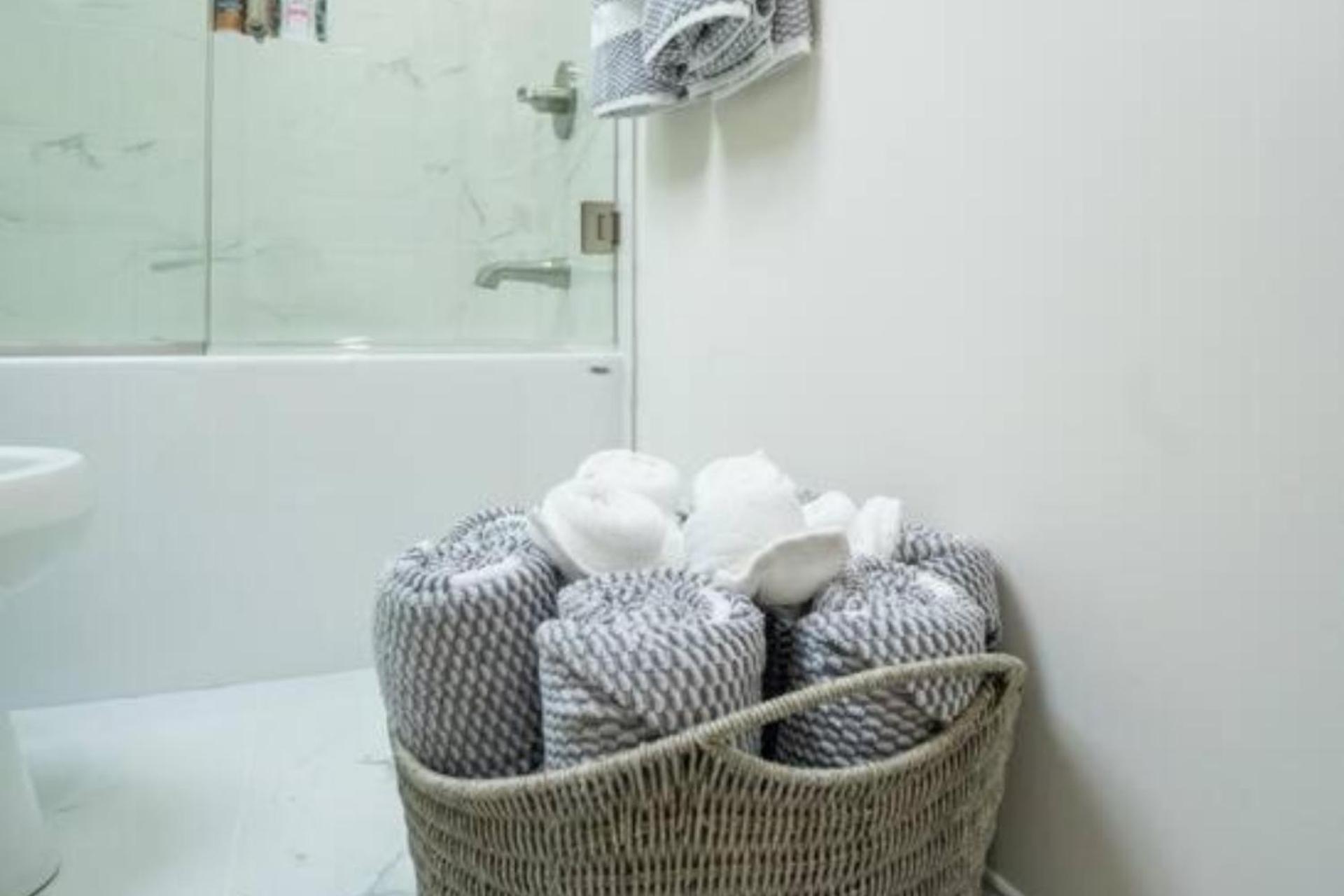 80-3 3br - Cozy Near Dorchester Center Apartment