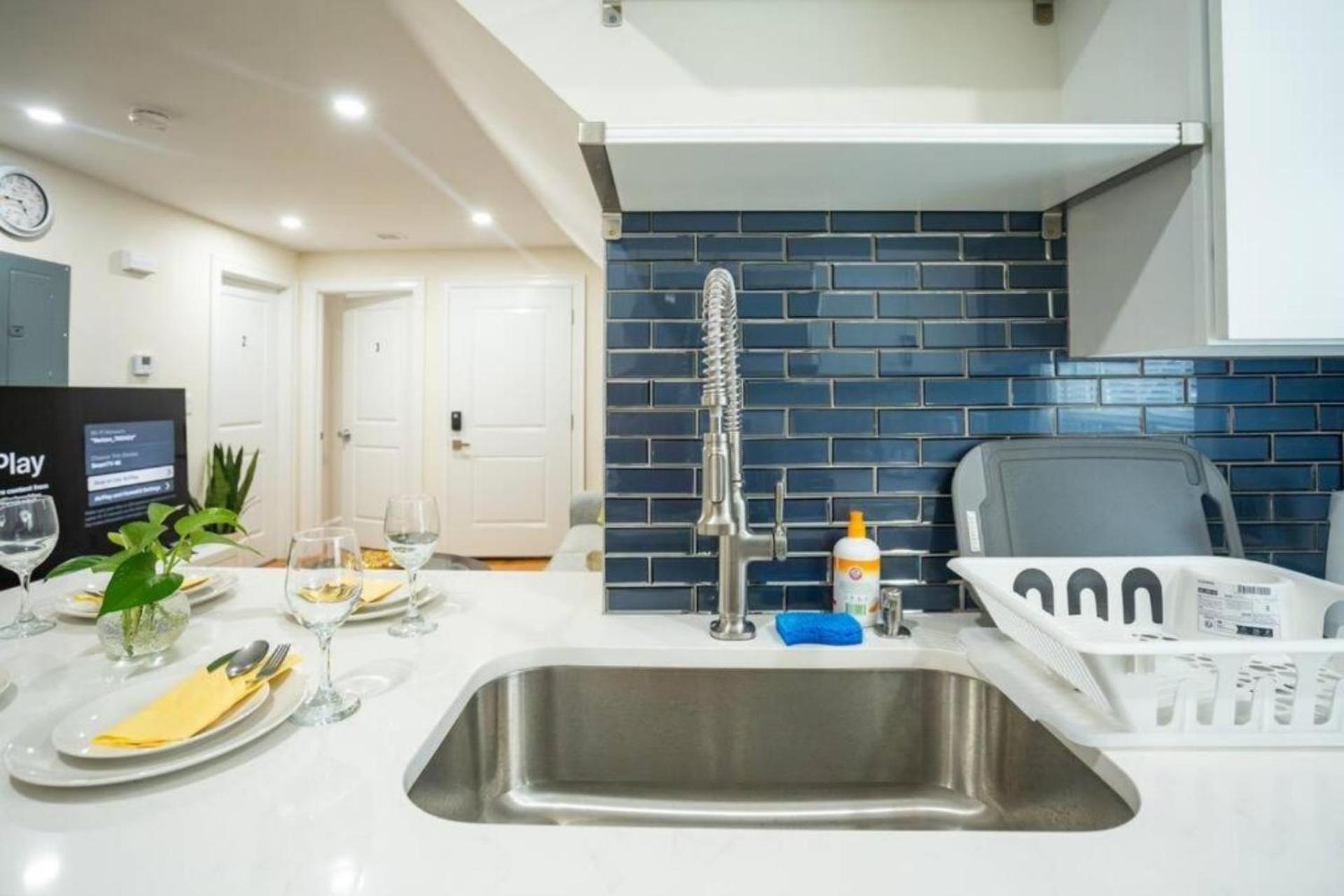 Apartment 80-3 3br - Cozy Near Dorchester Center