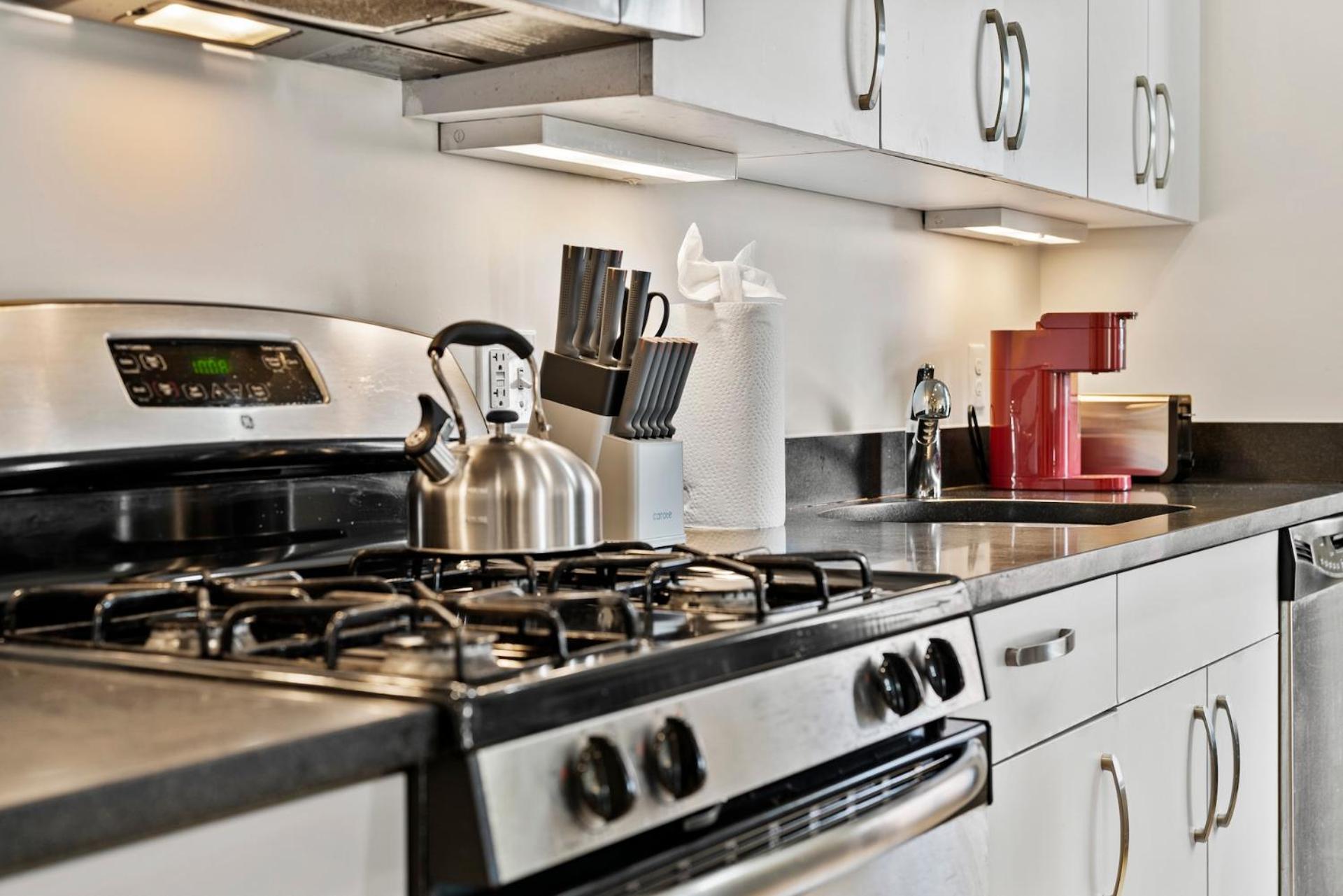 Beautiful 2br In Southend Apartment *