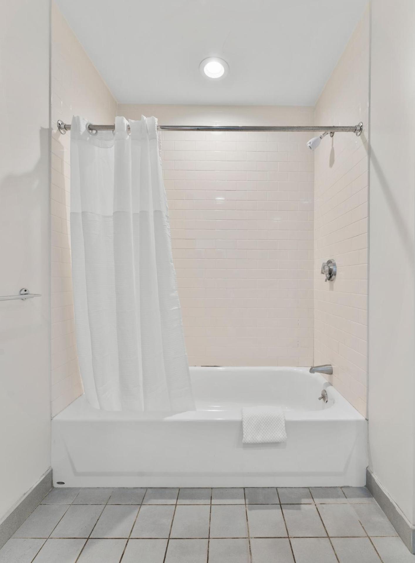 Apartment Beautiful 2br In Southend *