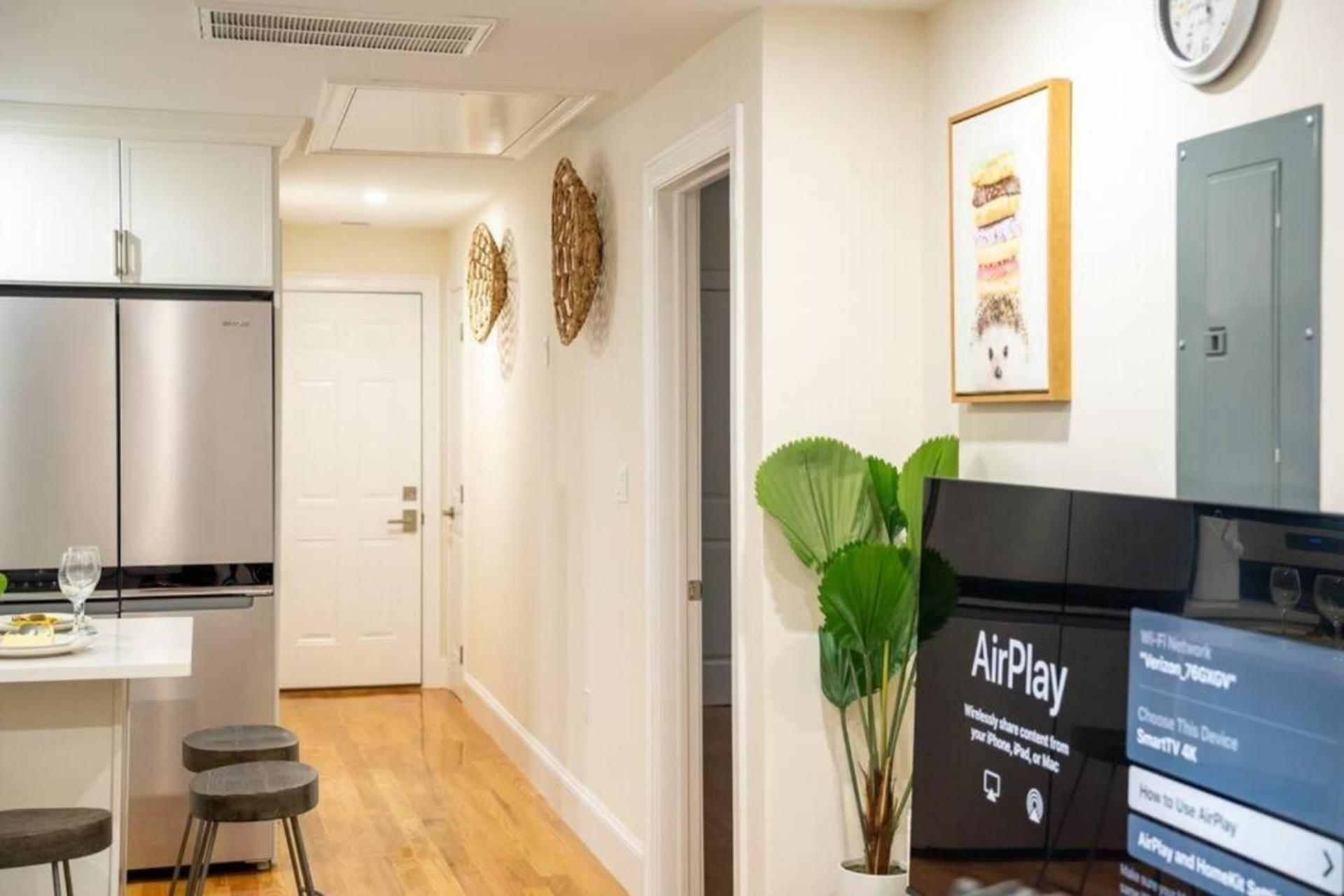 Apartment 80-3 3br - Cozy Near Dorchester Center *