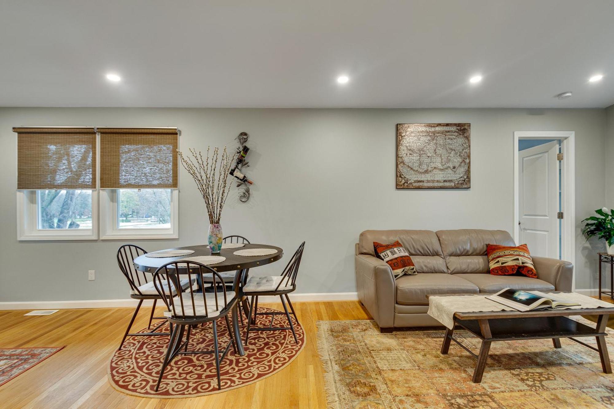 Apartment 2br Dog-friendly In 2-fam - Comfy Retreat