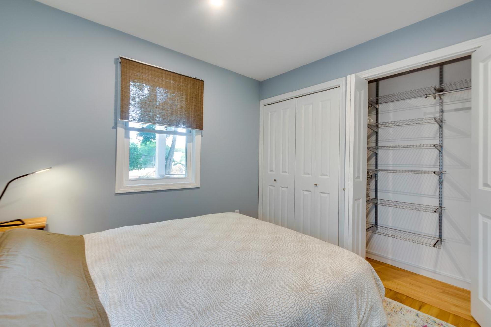 2br Dog-friendly In 2-fam - Comfy Retreat Apartment *