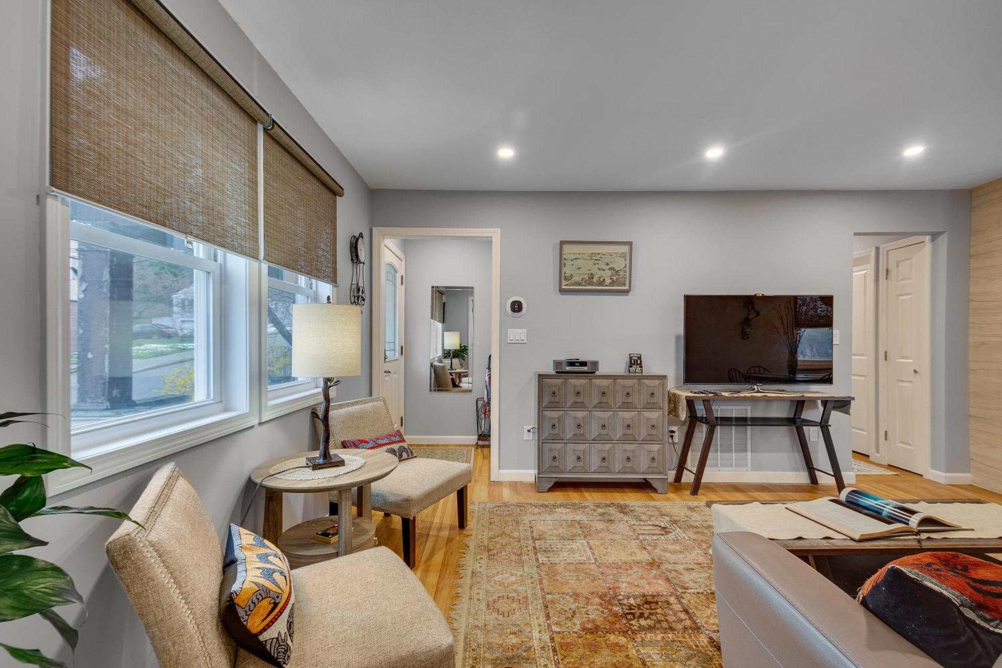 2br Dog-friendly In 2-fam - Comfy Retreat * Boston