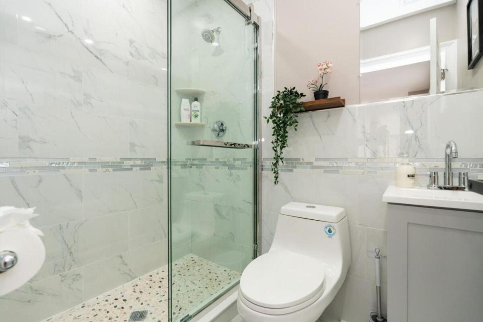 Apartment 558-2 3br - Modern Nest Near Franklin Park