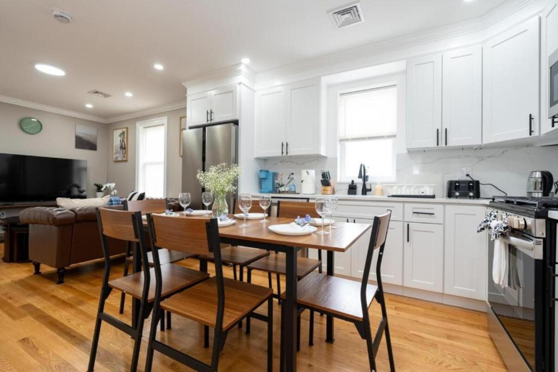 558-2 3br - Modern Nest Near Franklin Park Apartment Boston