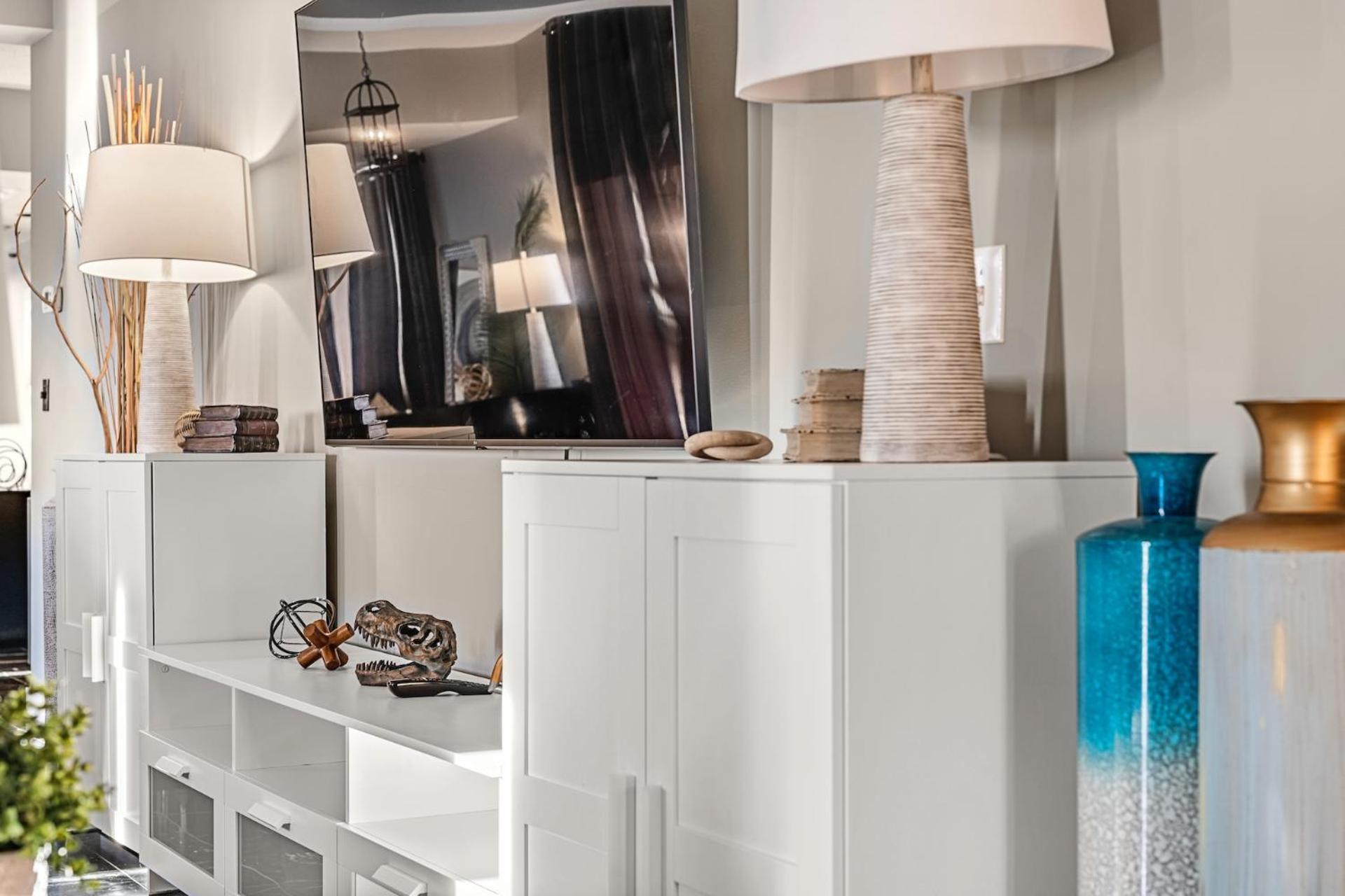 Luxury Massive Penthouse In Watertown * Boston