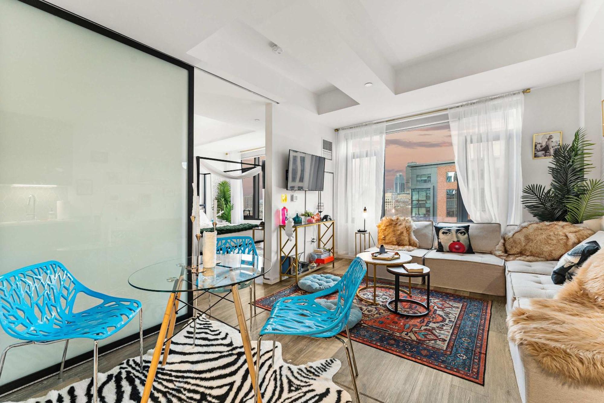 Apartment One-bedroom Retreat In The South End