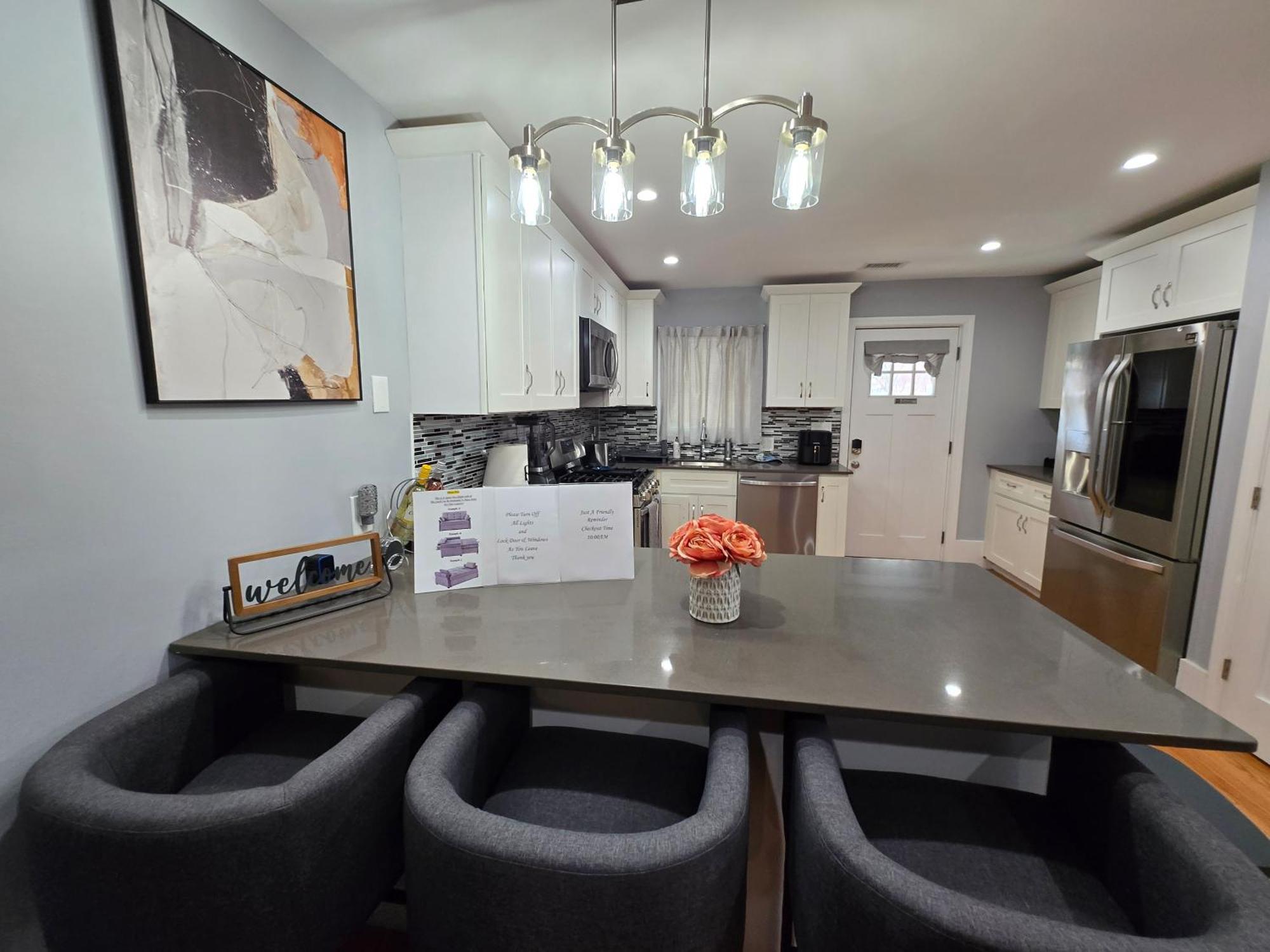 Apartment Brand New 2br House 20min Downtown *