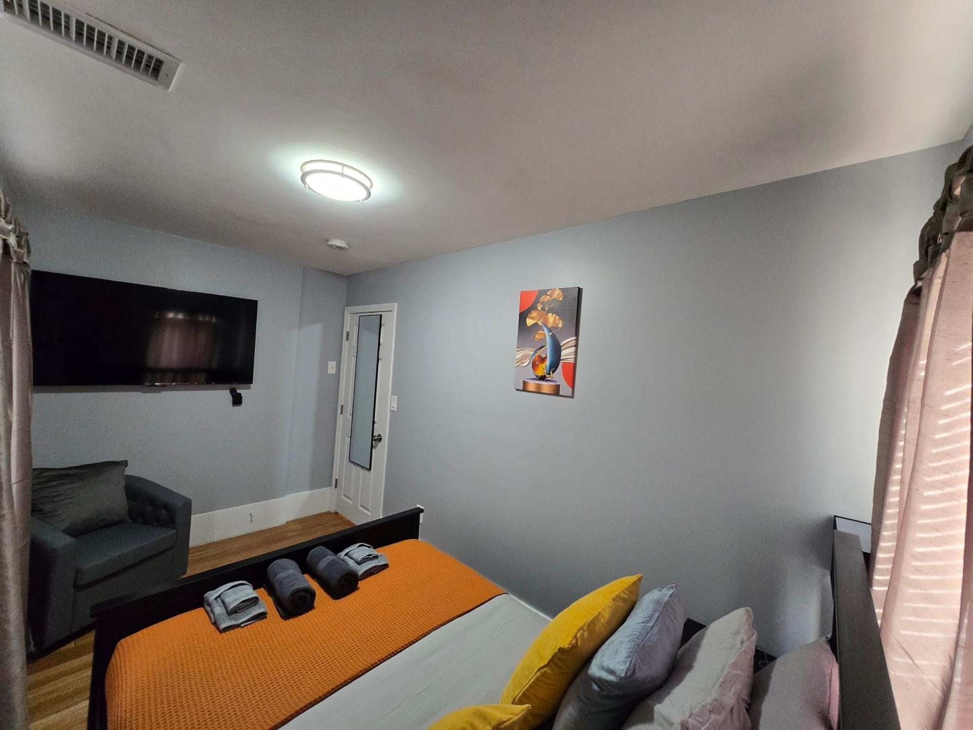 Brand New 2br House 20min Downtown *