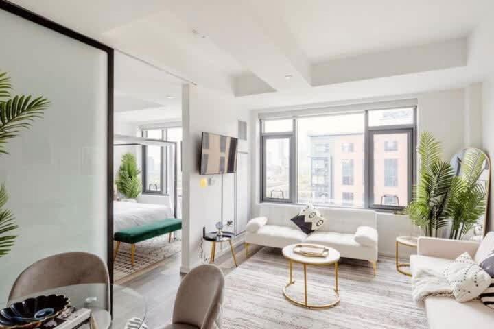 Luxury South End With Rooftop Pool