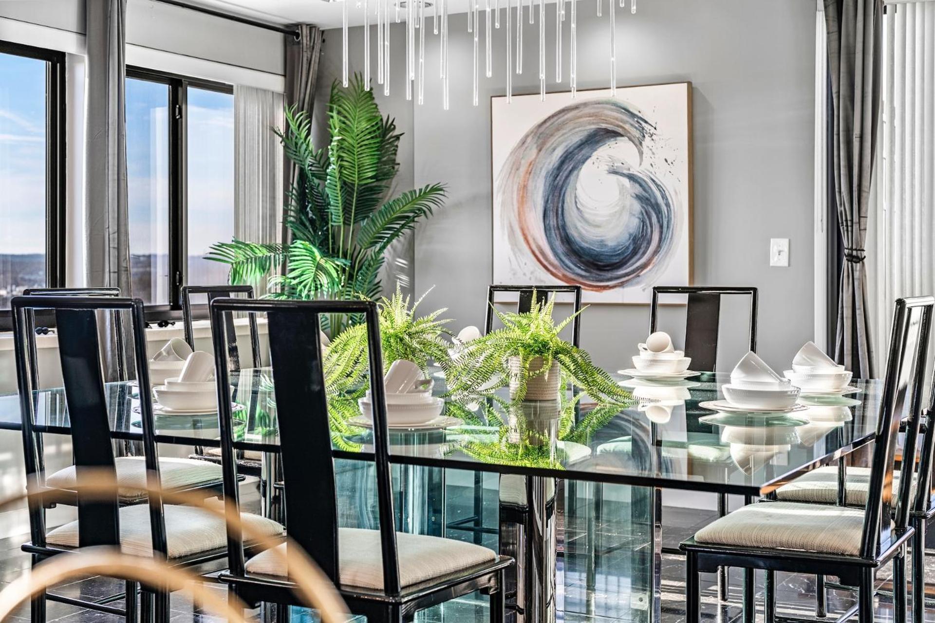 Apartment Luxury Massive Penthouse In Watertown Boston