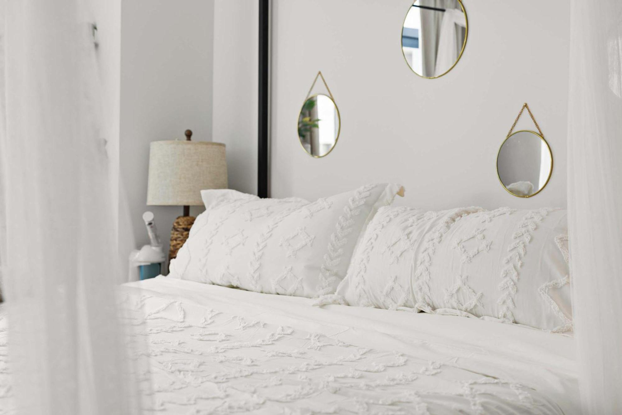 The Dazzling Two-bedroom Two-bath In Apartment *