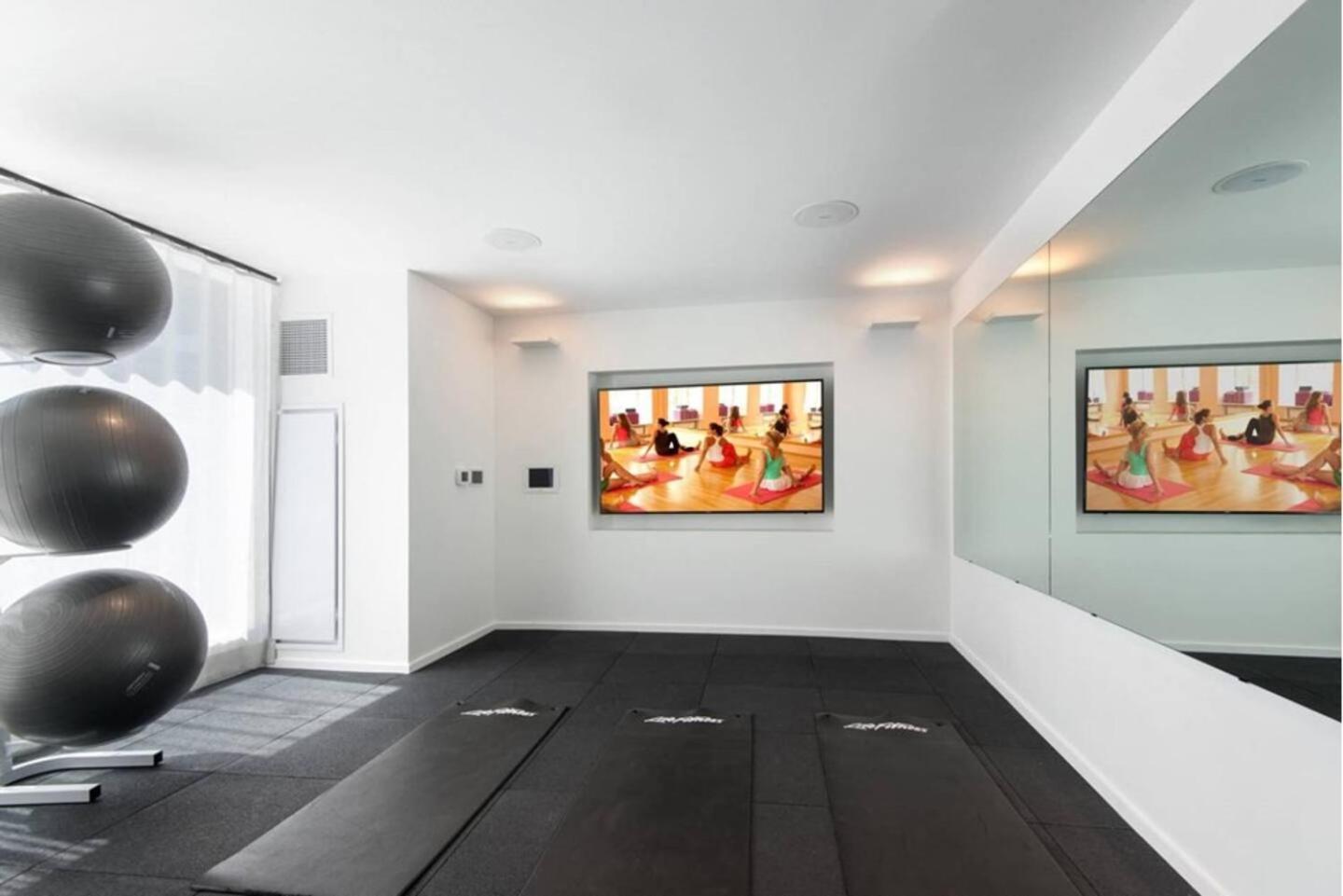 Apartment South End Ideal For Business Trips *