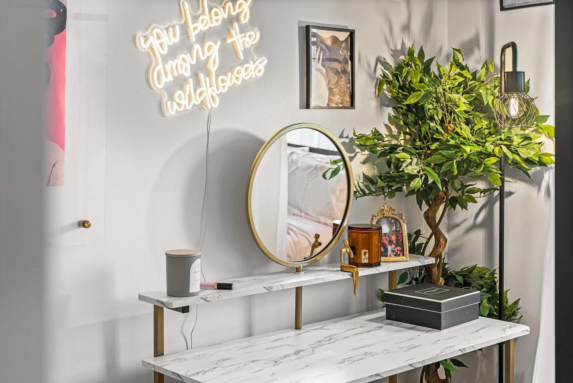 Apartment The Dazzling Two-bedroom Two-bath In *