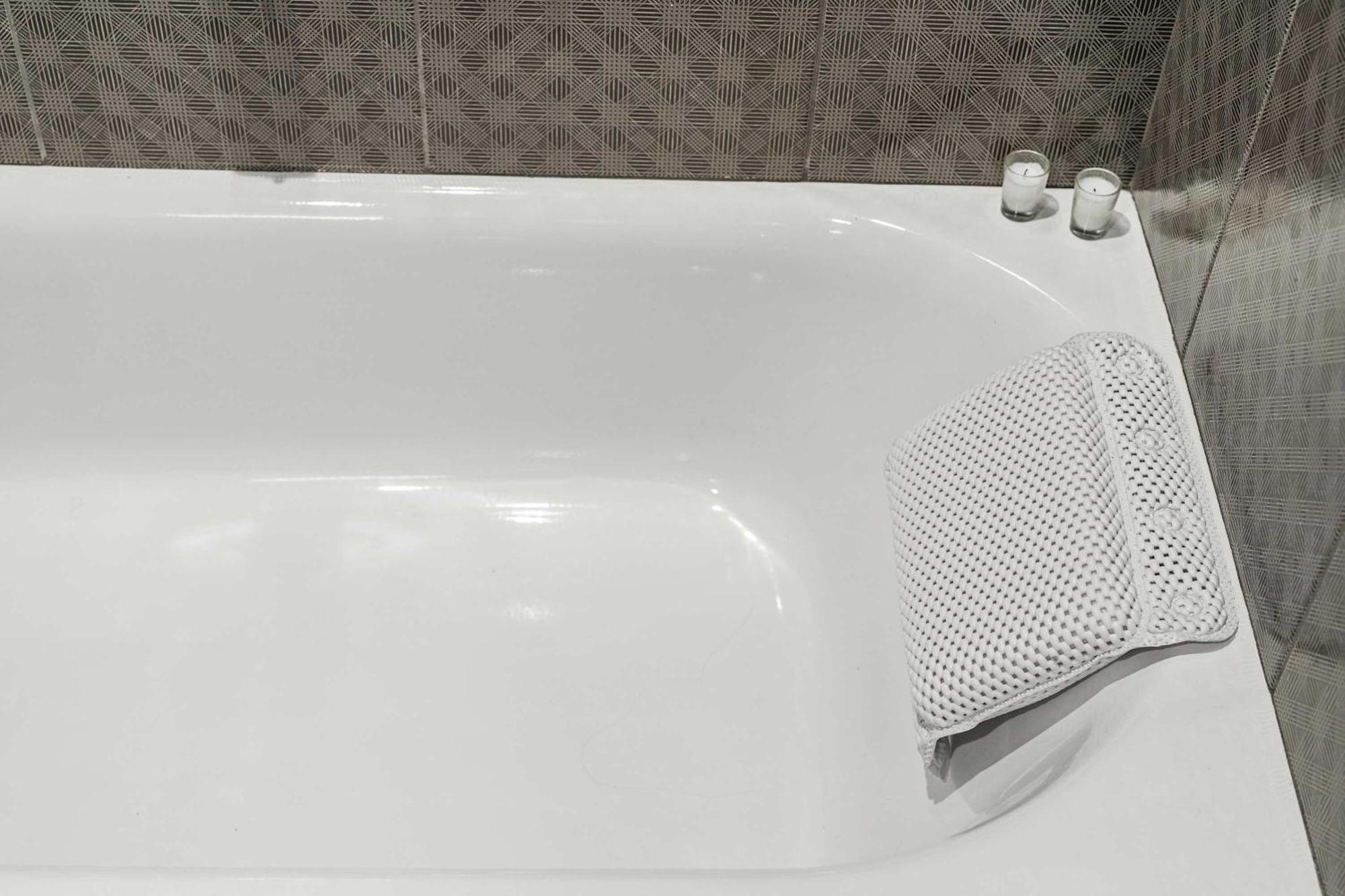 Cozy Family In With A Pool And Gym Apartment