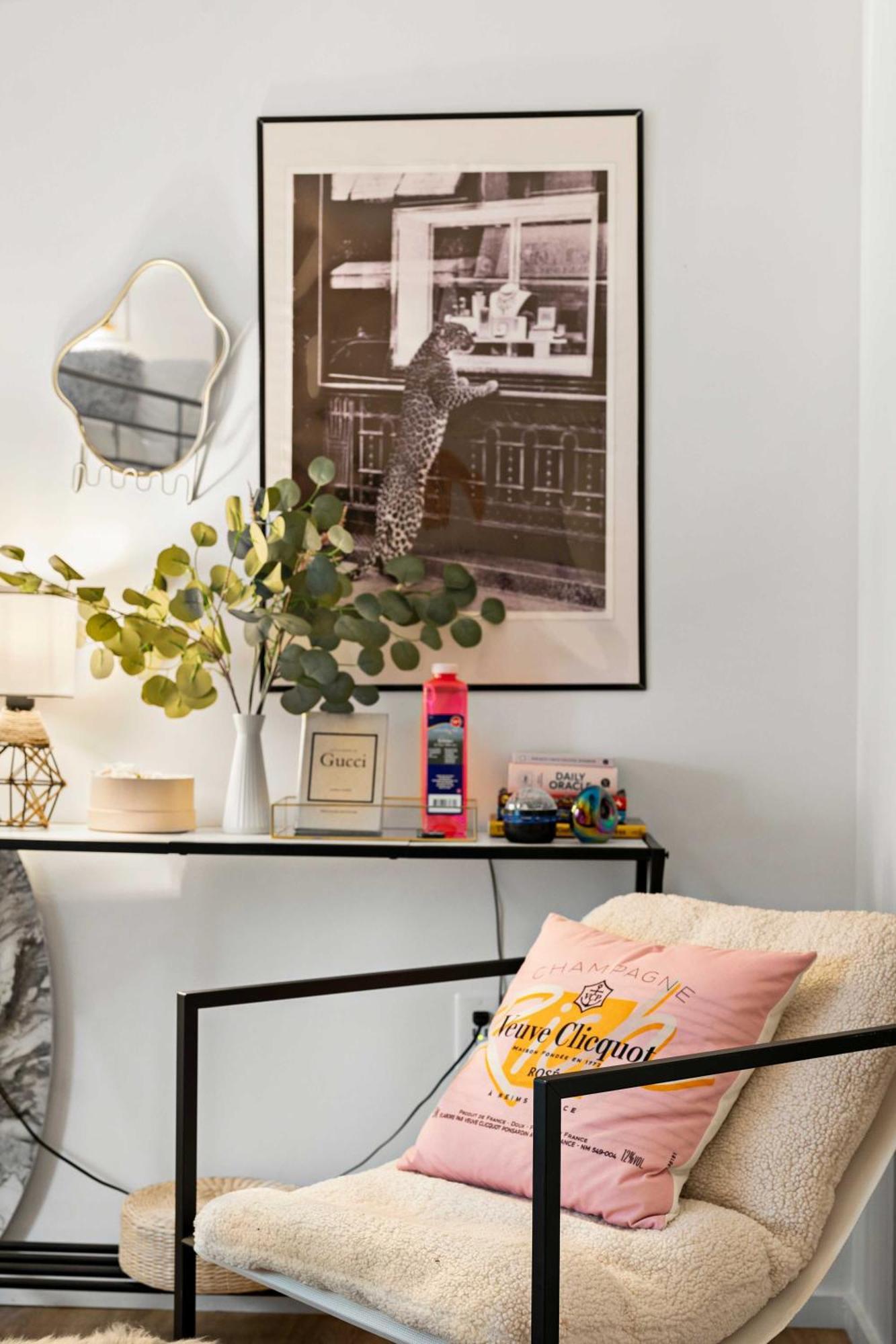 South End Ideal For Business Trips Apartment *