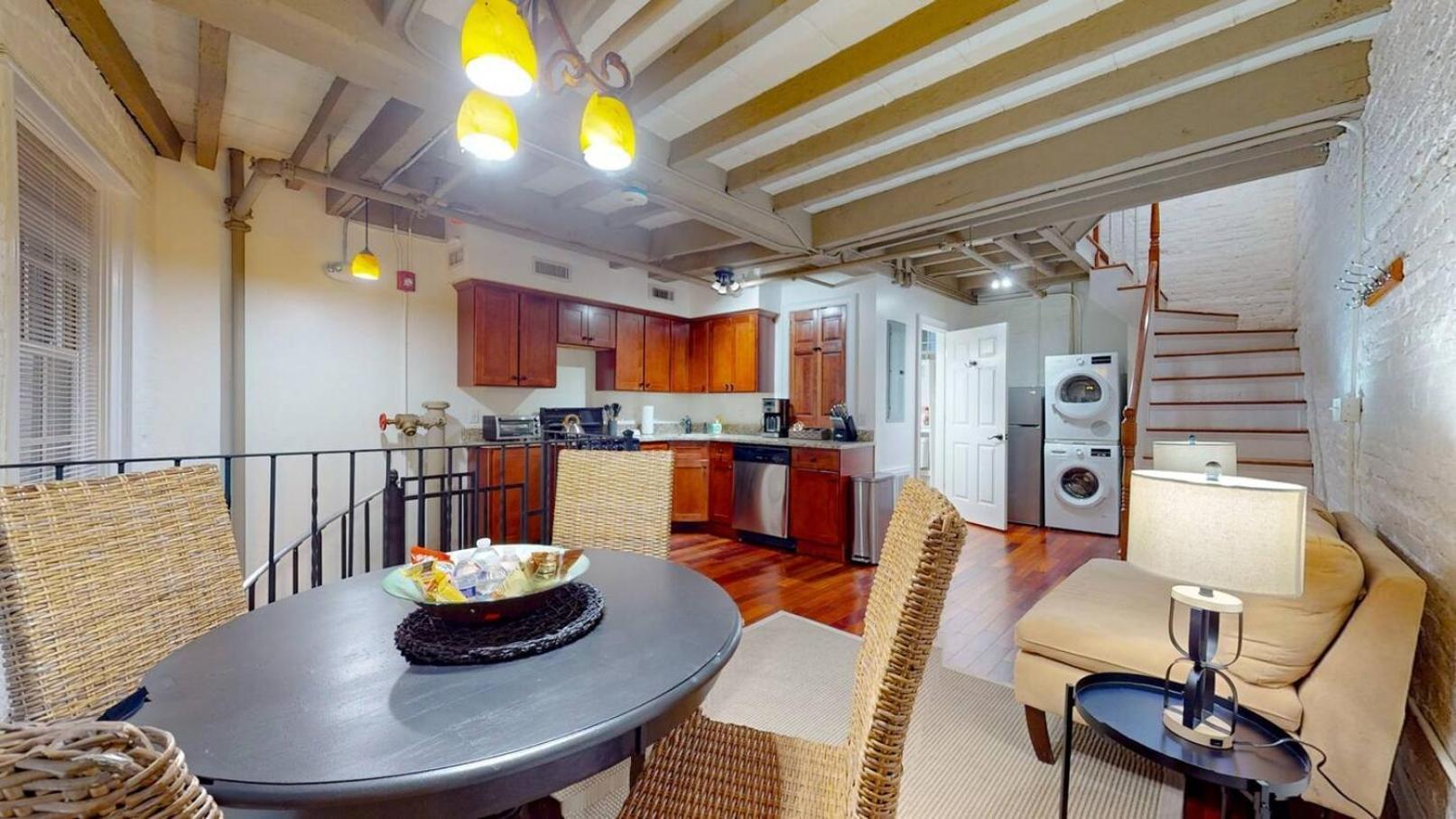 Tri-level, Skylighted, Faneuil Hallquincy Market