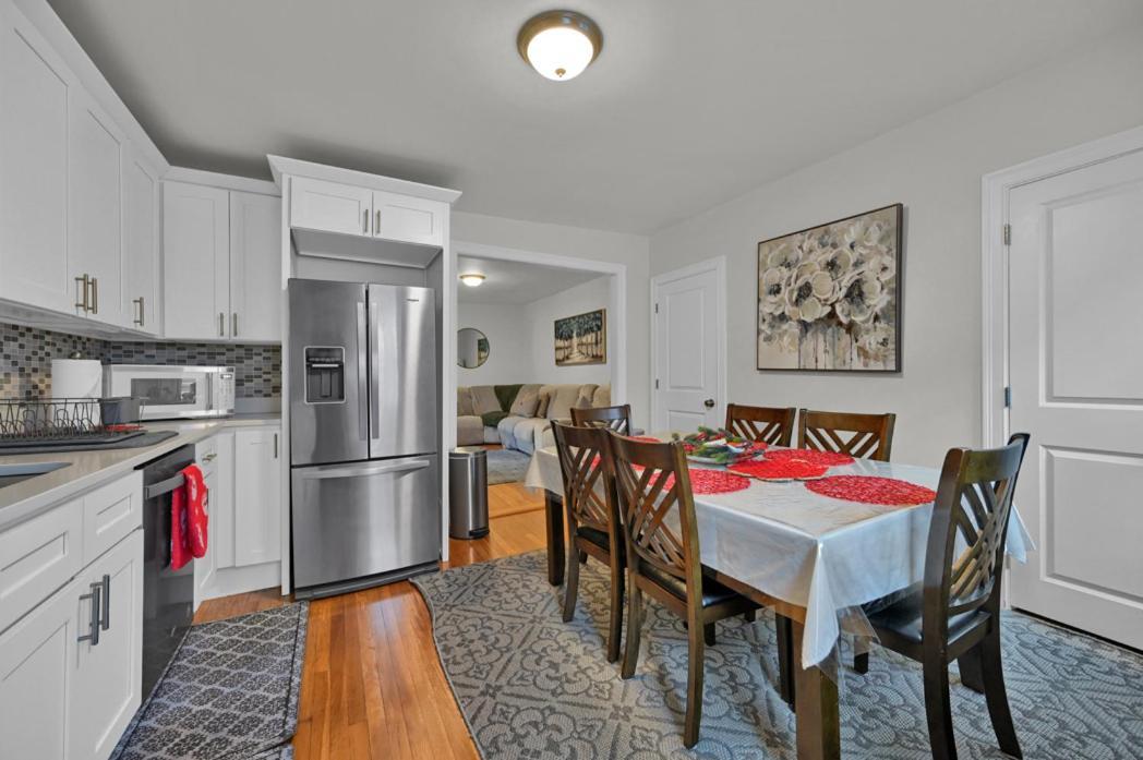 Location+comfort+convenience Apartment *