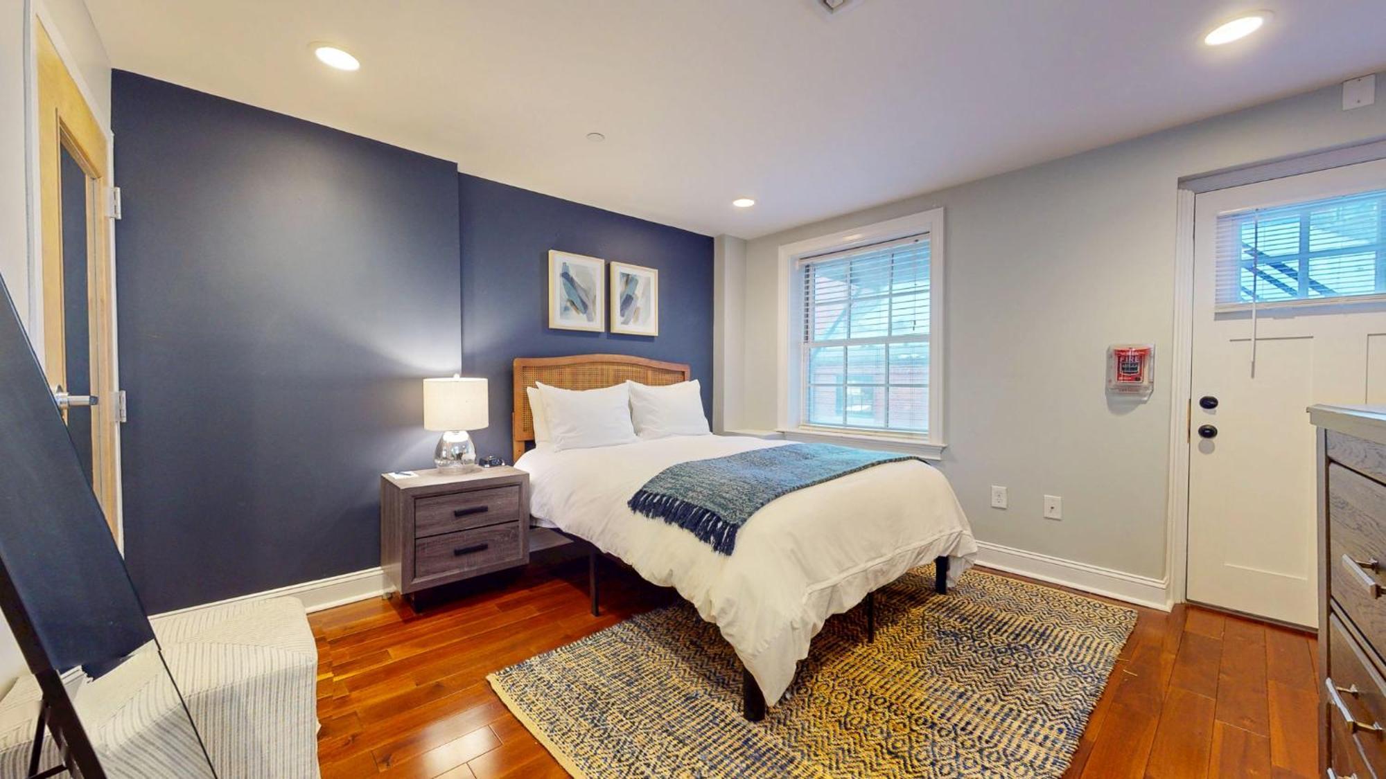 Apartment Roomy 1-bedroom - Faneuil Hall And Quincy Market Boston