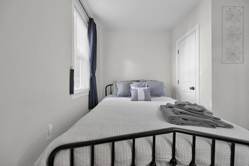 Location+comfort+convenience Apartment Boston