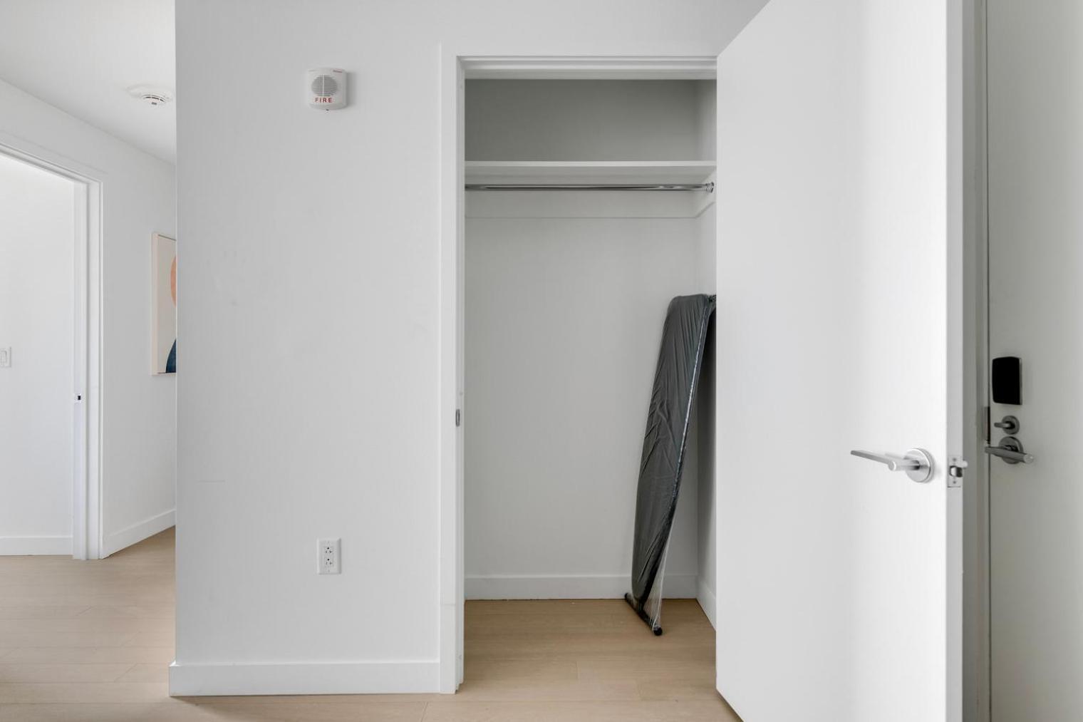 Blueground Shawmut Pool Nr Common Bos-1236