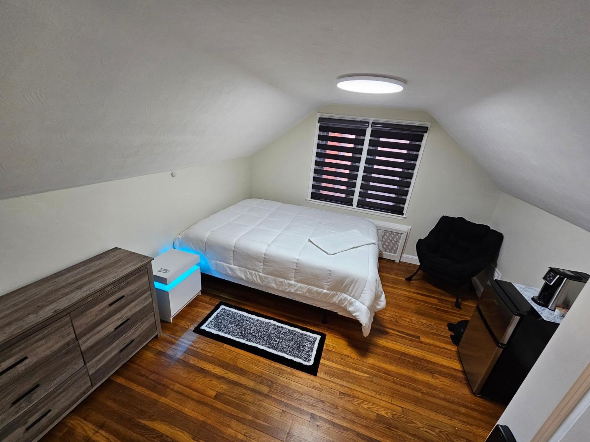 Available In A Hyde Park, Neighborhood Homestay Boston