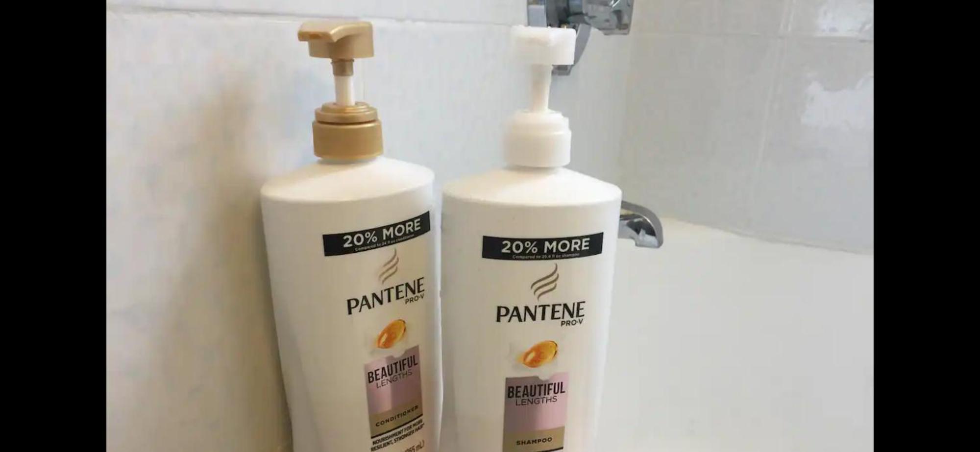 Private Bedroom Near Train&buses * Boston