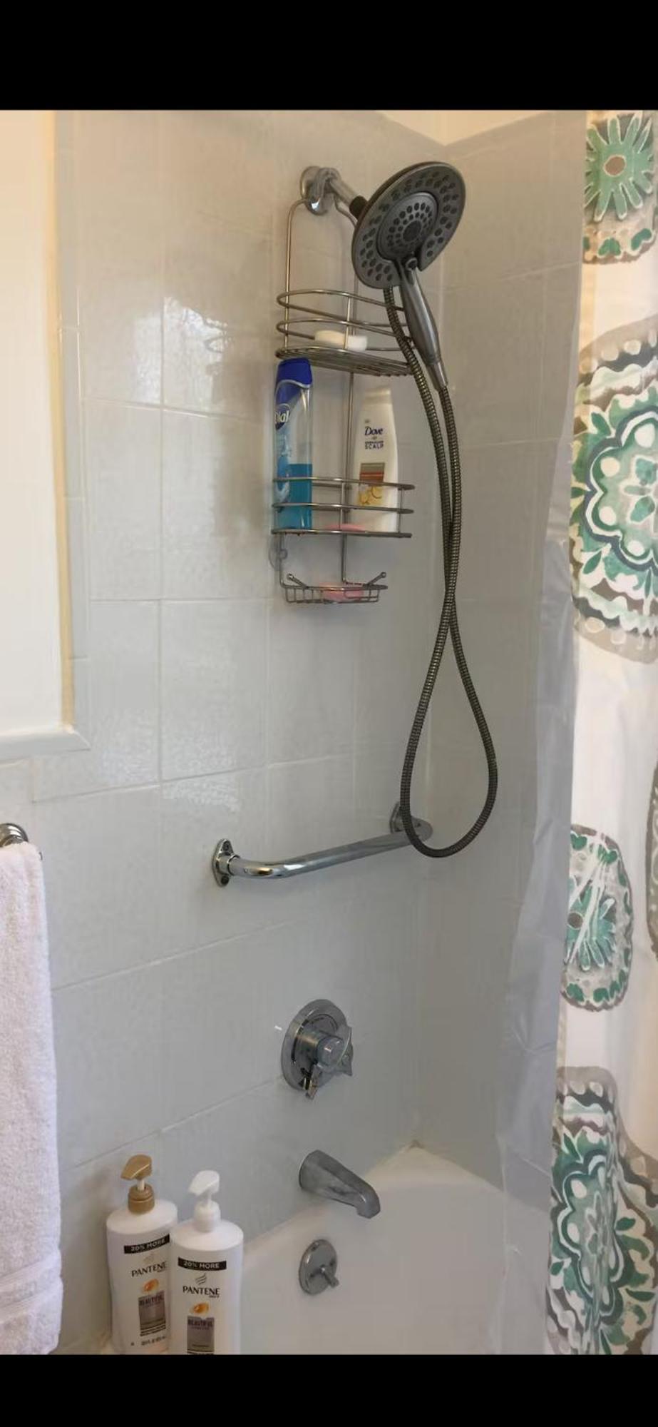 Homestay Private Bedroom Near Train&buses *