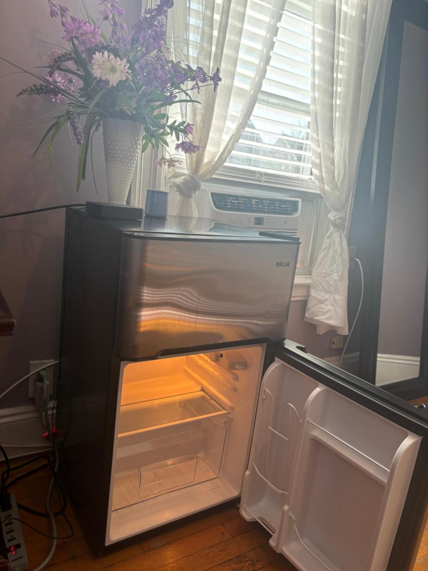 Private Bedroom Near Train&buses Homestay *