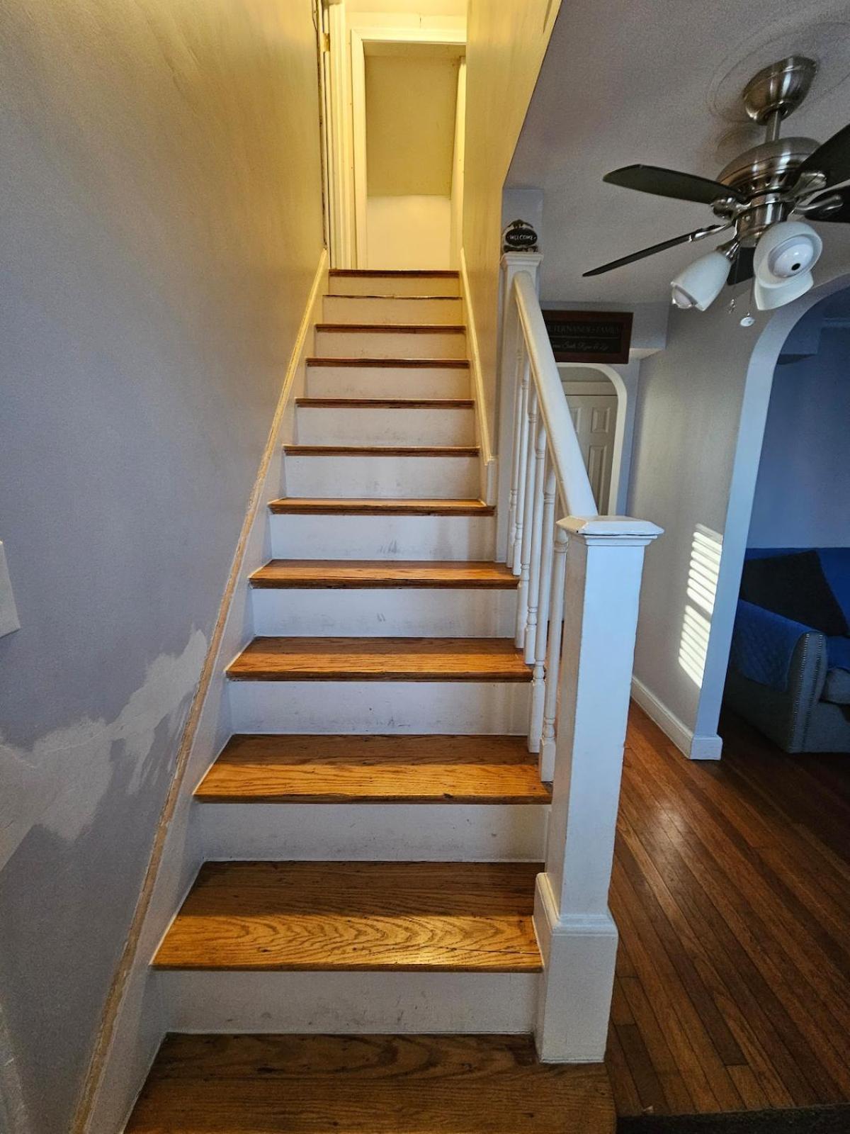 Available In A Hyde Park, Neighborhood Homestay *