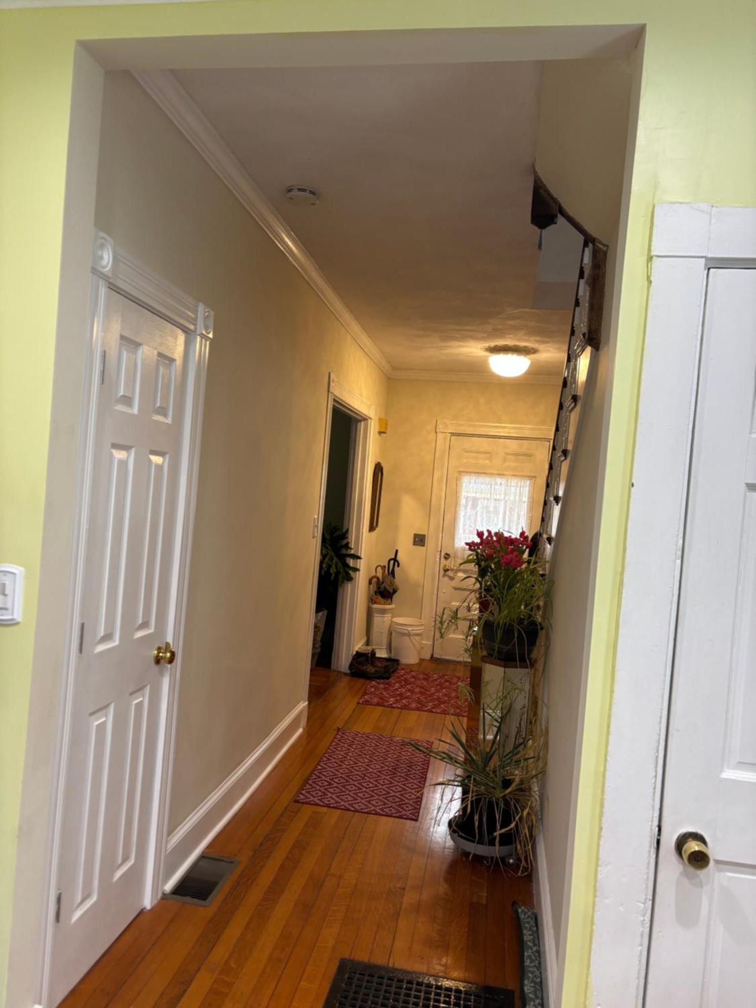 Homestay Private Bedroom Near Train&buses *