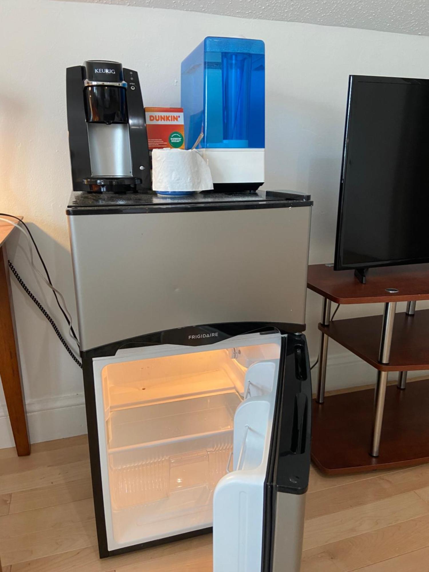 Homestay Large Bedroom With Private Bathroom Step To Train &buses In Boston