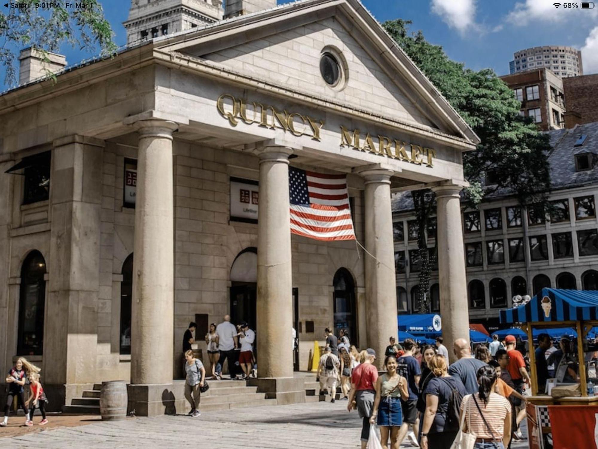 Private Bedroom Near Train&buses * Boston