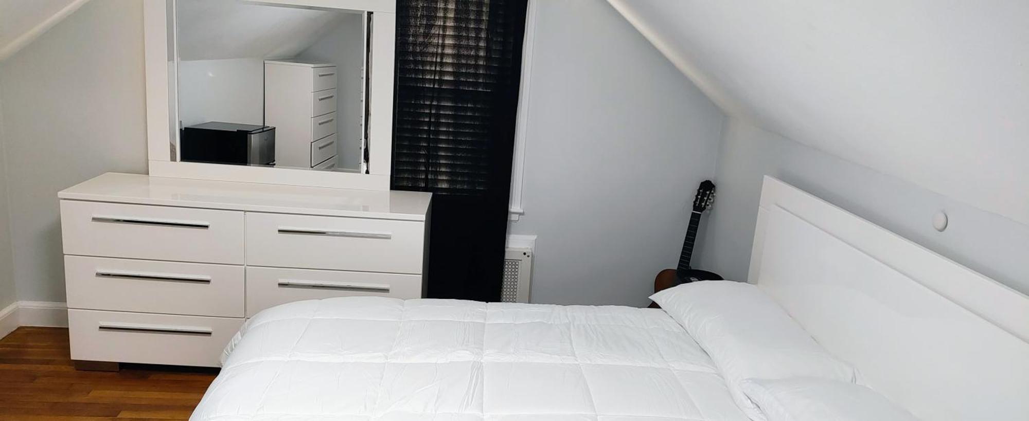 Available In A Hyde Park, Neighborhood Homestay Boston