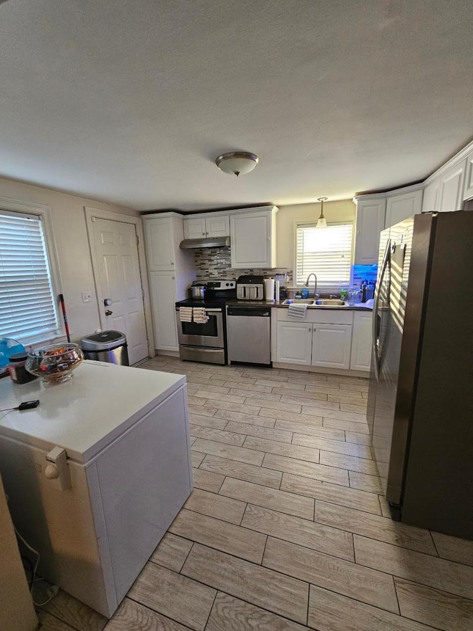 Available In A Hyde Park, Neighborhood Homestay *