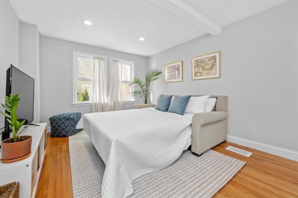 With Free Parking Apartment Boston