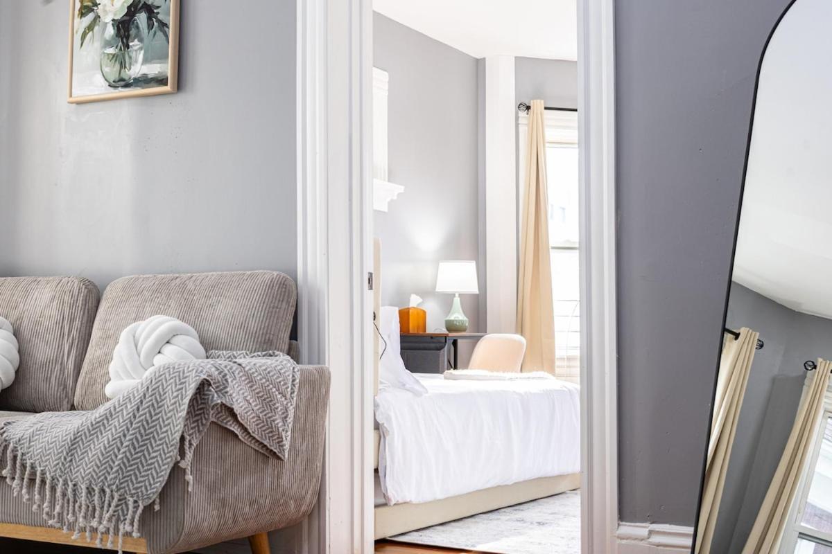 Elegant, Spacious 3bd, 1ba In Apartment Boston