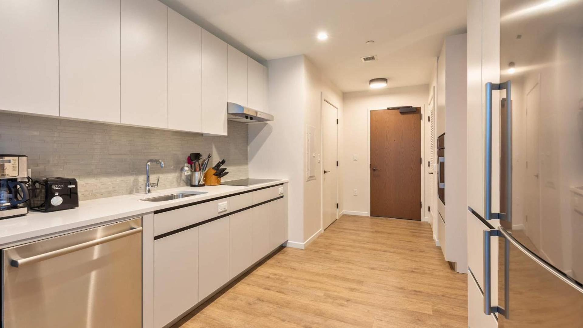 Luxury Heart Of Seaport Walk Downtown Apartment *