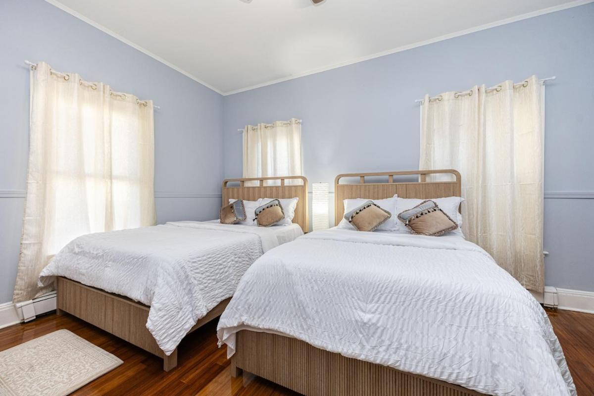 Nightingale In * Boston