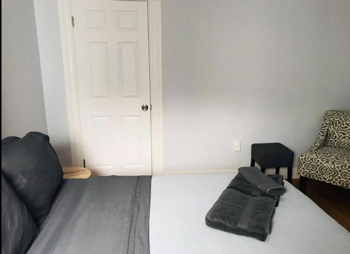 Spacious City Retreat, 3Br *