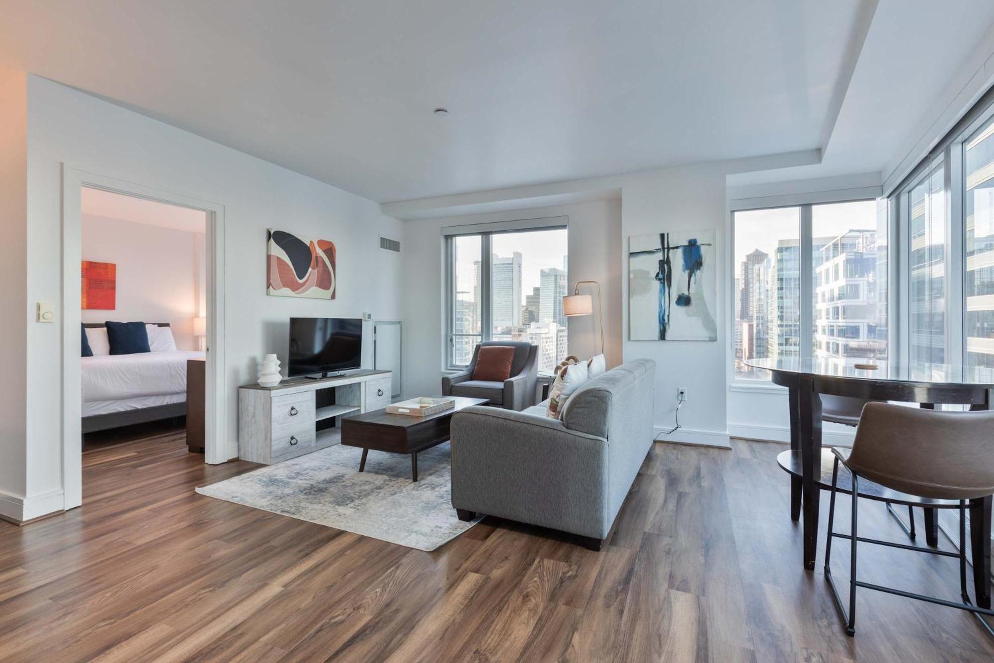 Apartment Stylish Seaport Near Waterfront Dining & Downtown