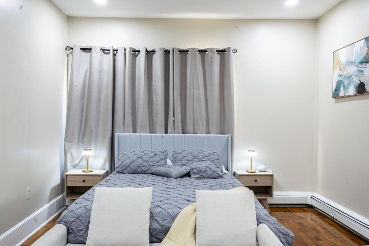 Apartment Cozy, Spacious Near Downtown Boston