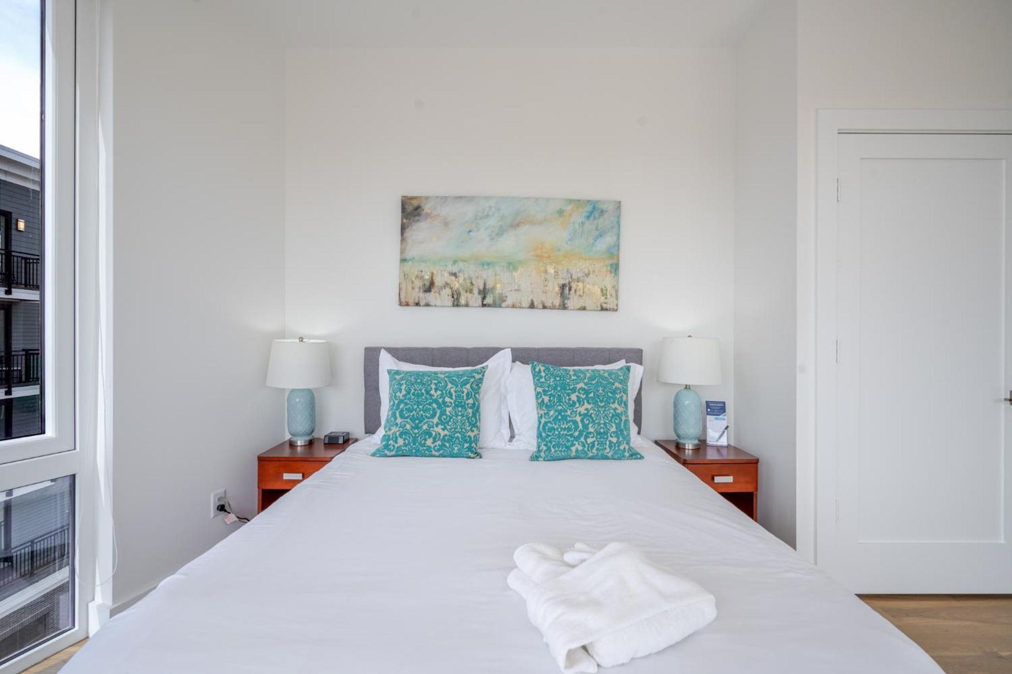 Apartment Landing Luxury Studio, Roof Deck, Near Mbta