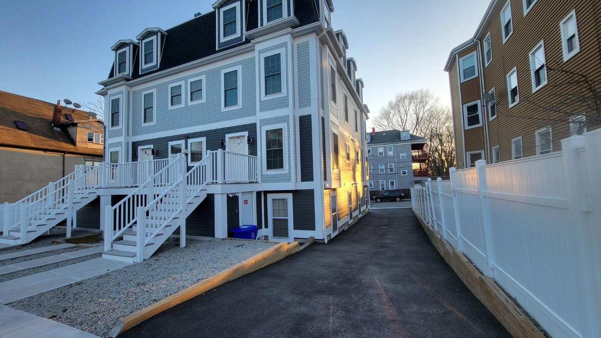 3-bedroom Apt-7w2 20-minuite To Downtown Apartment Boston