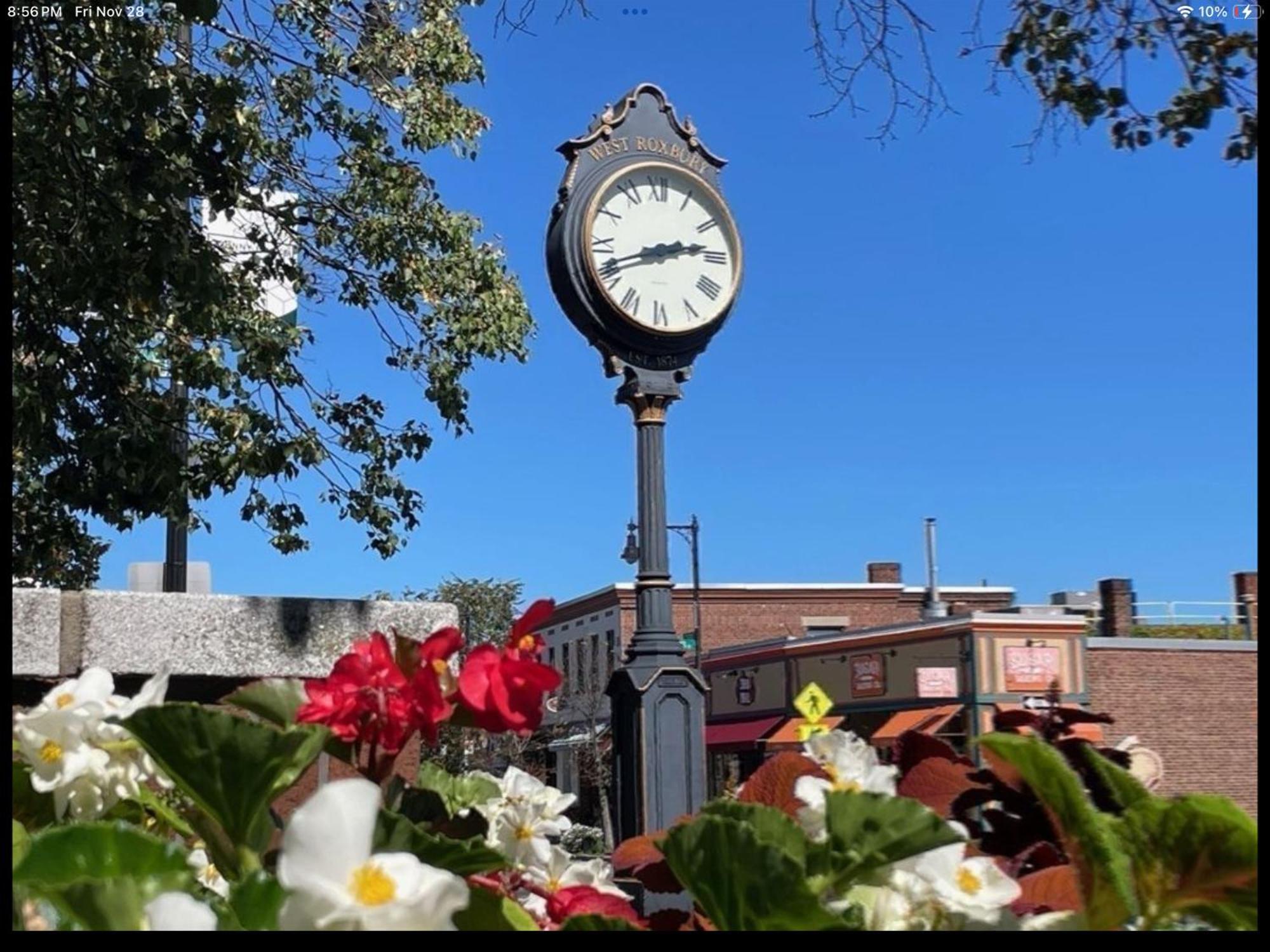 With Parking, Next To Train Or Buses, Good Neighborhood *