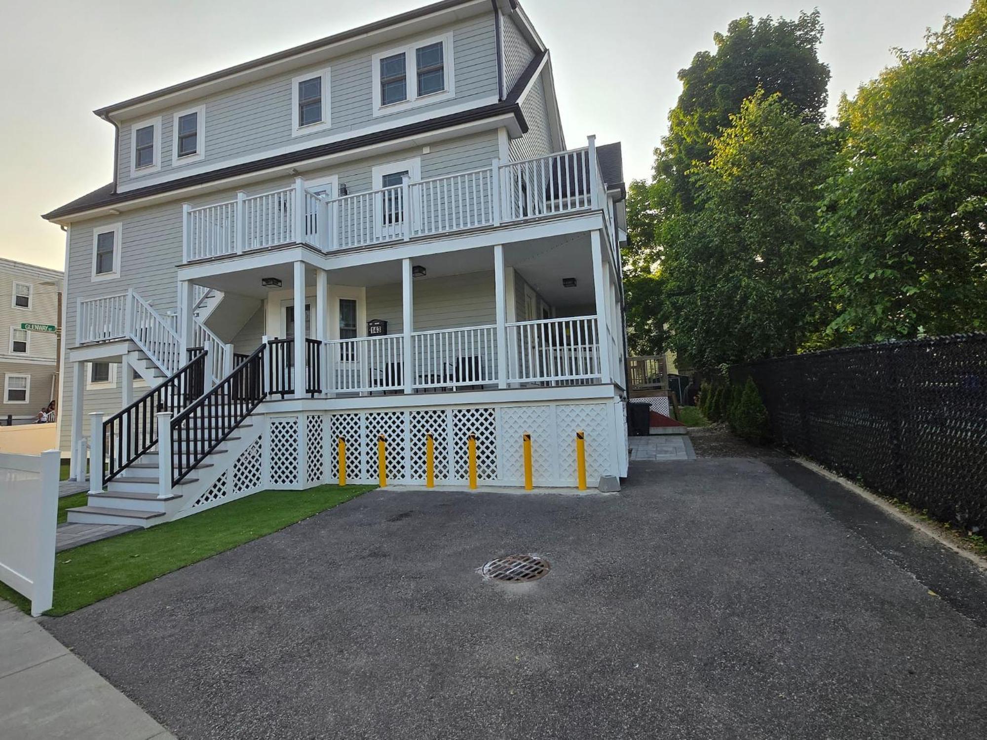 2br Lower Garden-level 20min