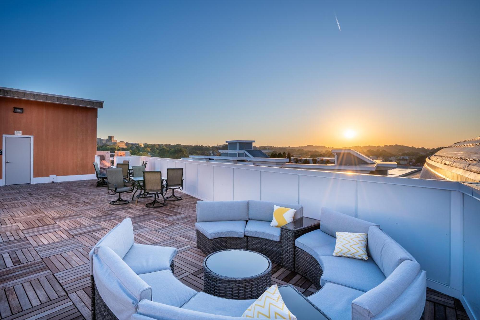 Luxury 1-bed At The Vera Landing Mbta Apartment Boston