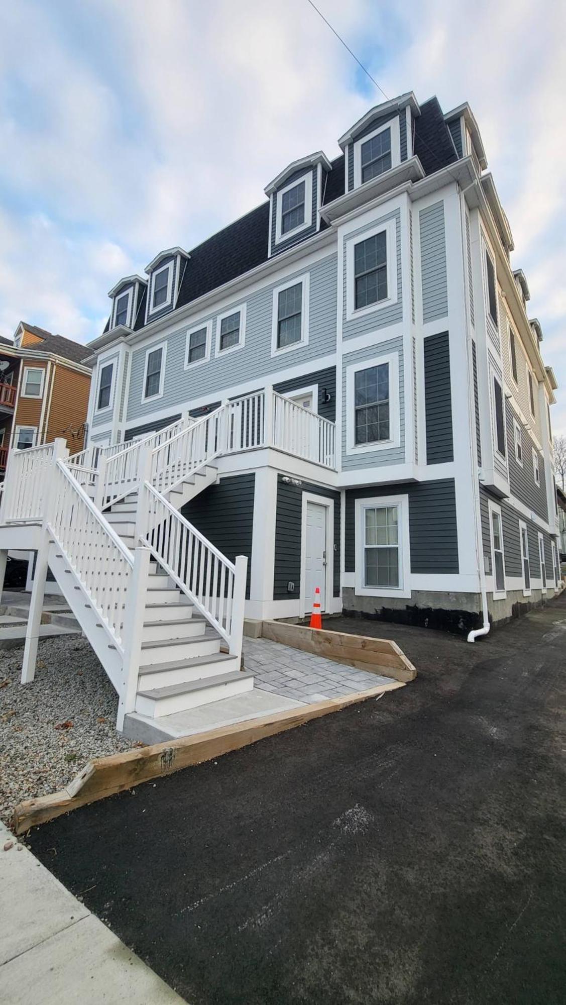 3-bedroom 9b2 20-minuite To Downtown Apartment Boston