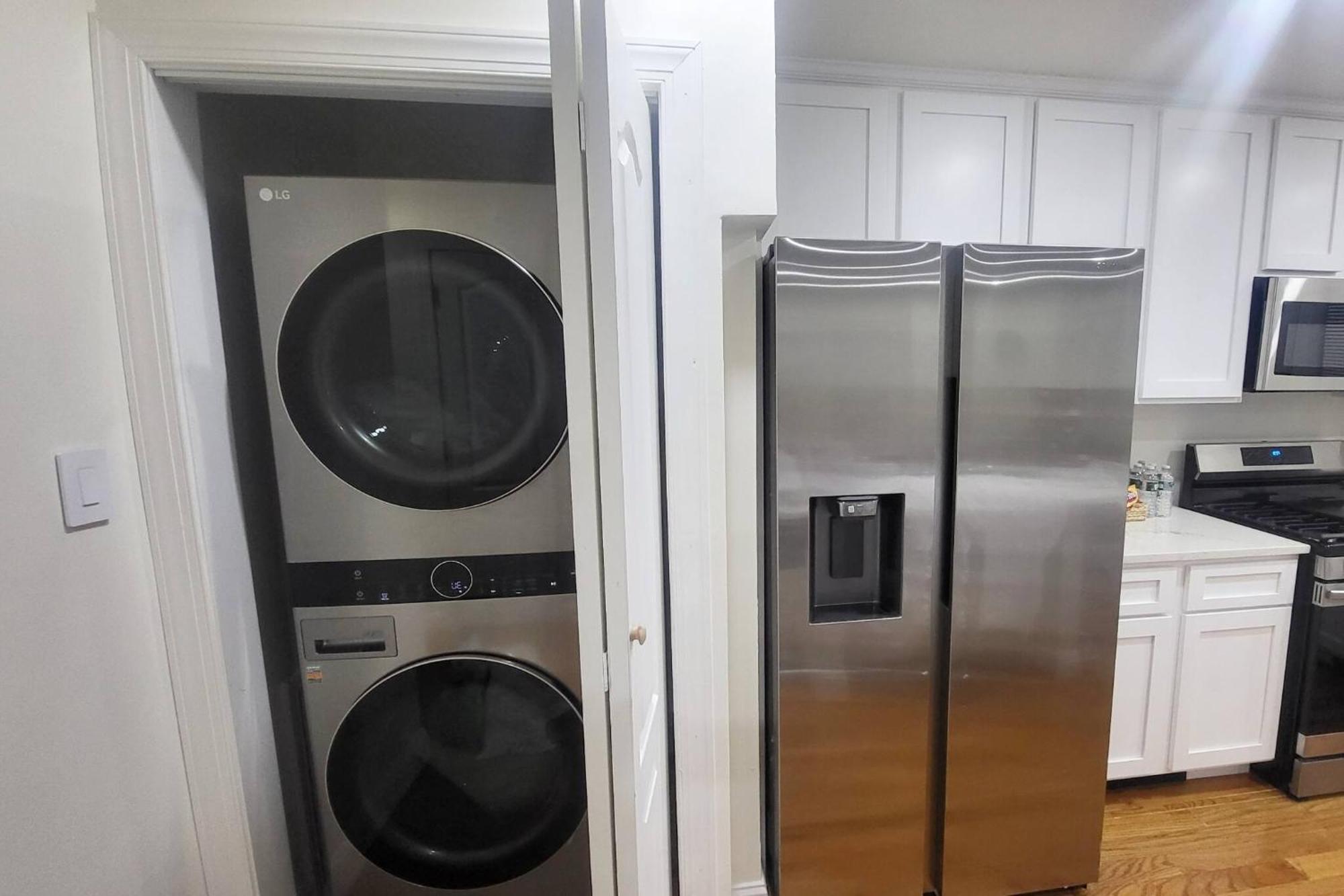 3-bedroom Apt-7b2 20-minuite To Downtown Boston